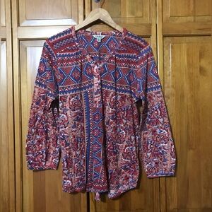 Lucky Geometric Patterned Top